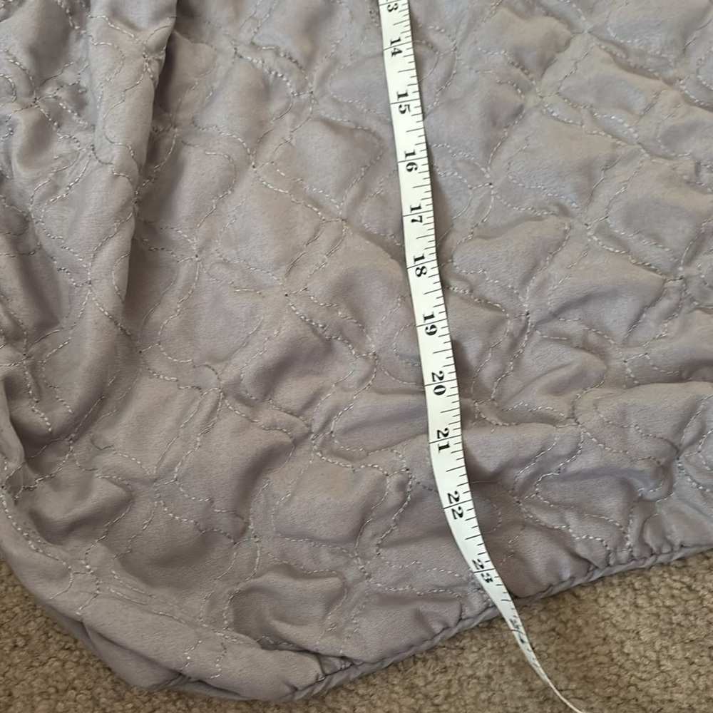 Purple Quilted Pillow case x 2 - Picture 4 of 6
